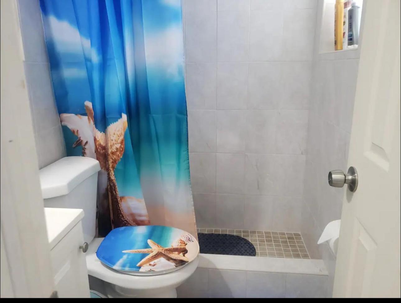 B5 Best Value On Private Bedroom With Private Bathroom In Little Havana, Miami Exterior photo